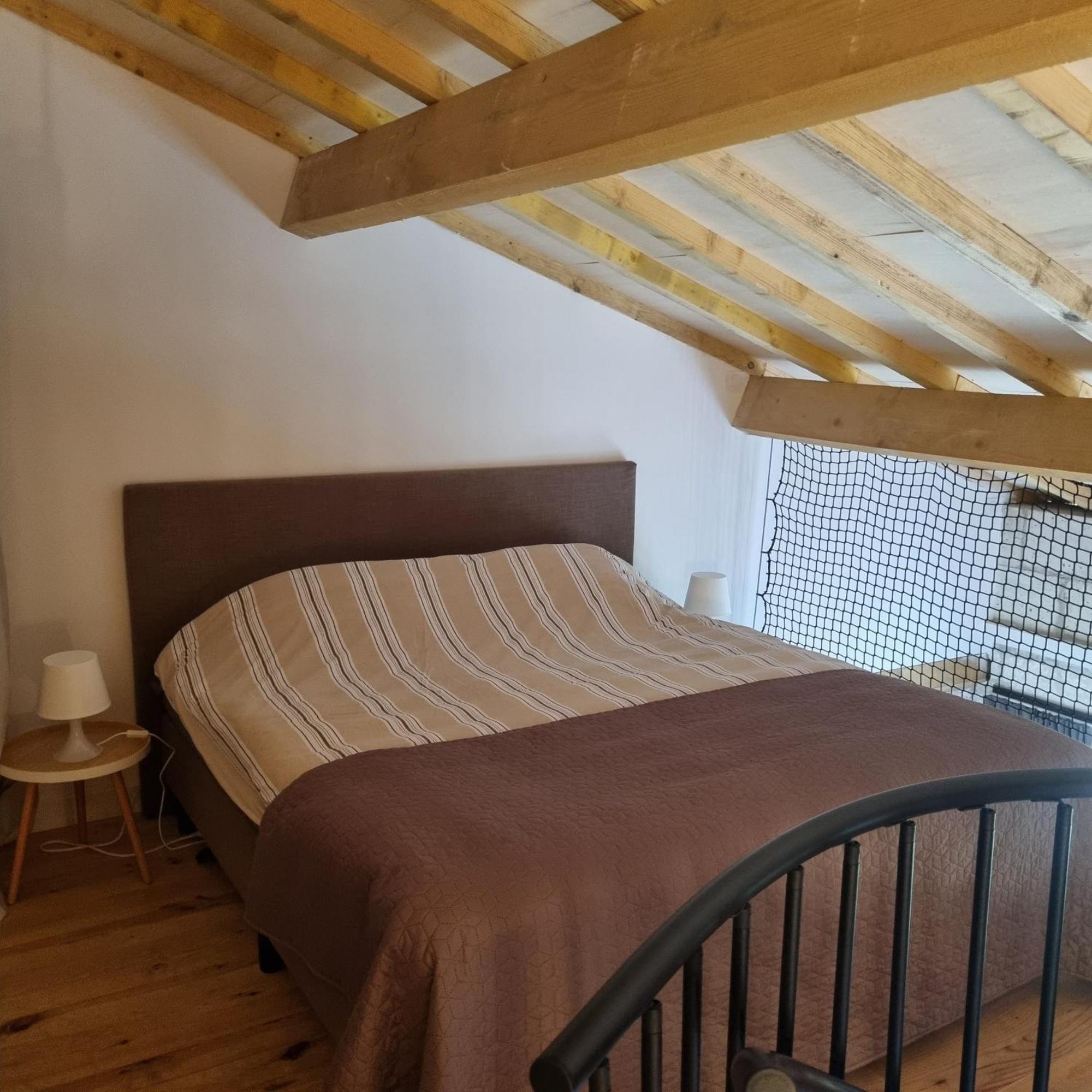 Chateau Neuf Le Desert Le Pizou Pokoj fotografie